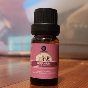 Geranium Essential Oil